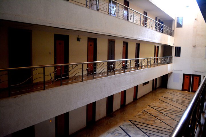 Ballroom/Hall 30 of 36