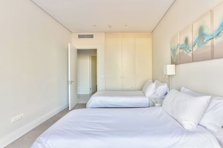 Room 21 of 111