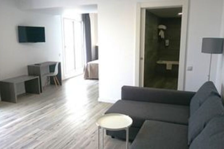 Room 29 of 48
