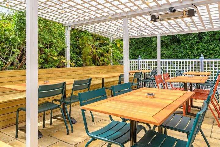 Sundeck 75 of 90