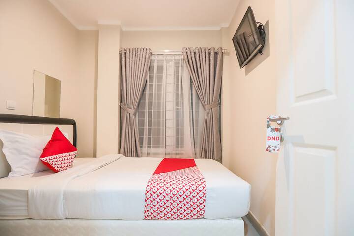 Room 5 of 32