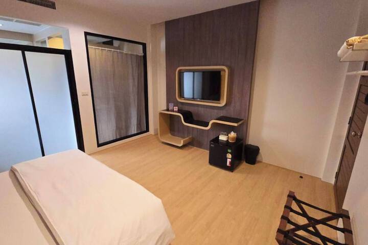 Room 7 of 41