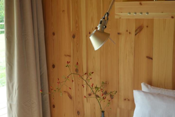 Room 17 of 57