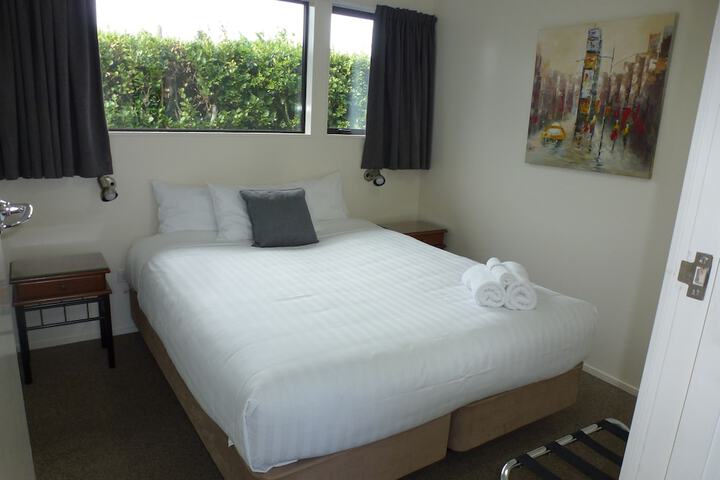 Room 12 of 86