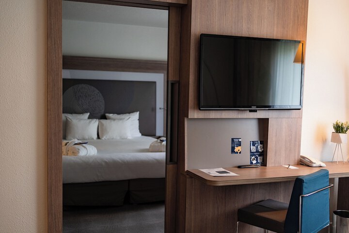 Room 12 of 88
