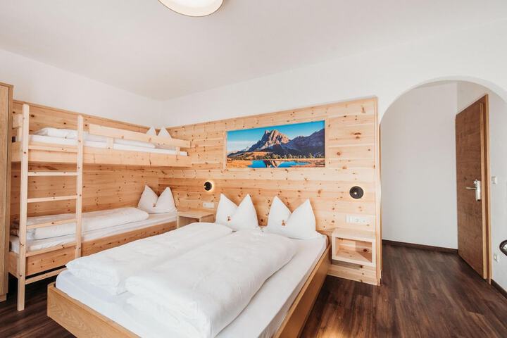 Room 19 of 63