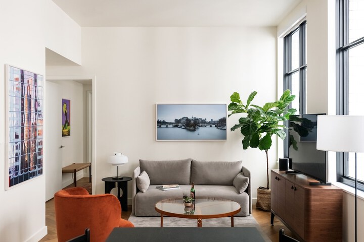 Room 16 of 65