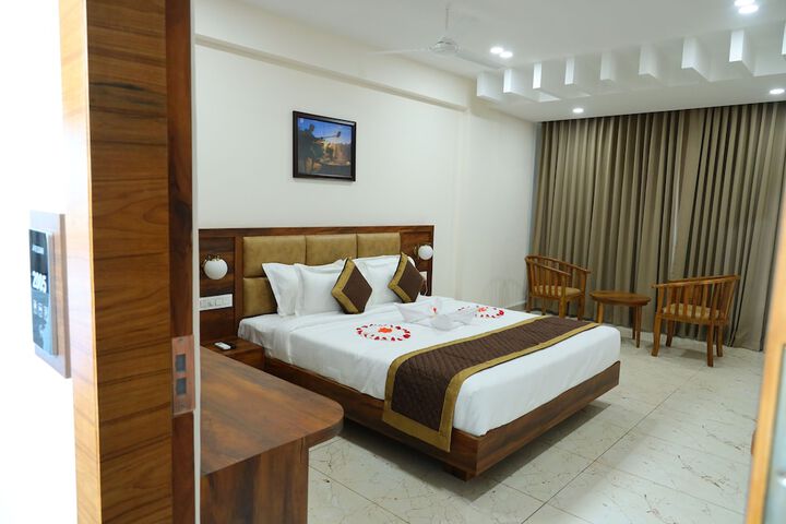 Room 17 of 36