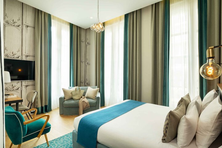 Room 42 of 68