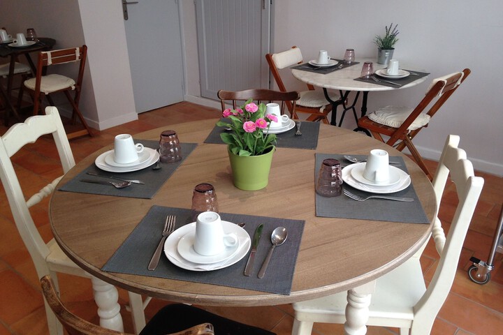 Breakfast/Coffee Service 33 of 44