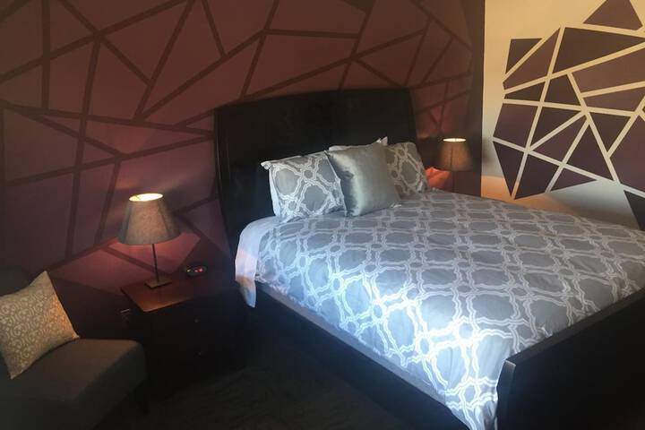 Room 33 of 57