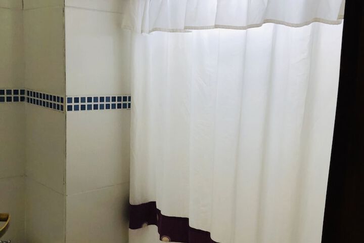 Room 8 of 15