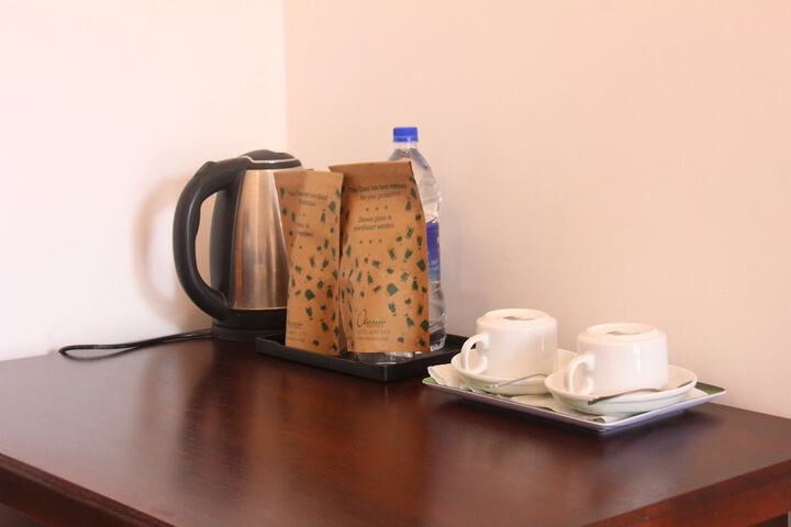 Breakfast/Coffee Service 32 of 35