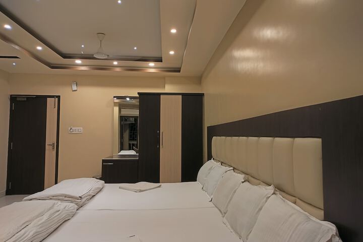 Room 64 of 150