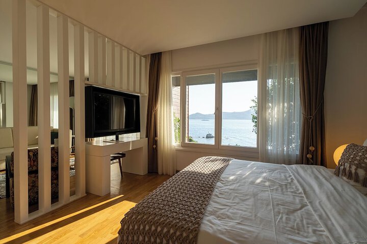 Room 22 of 180