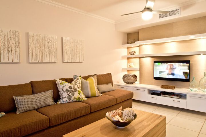 Room 10 of 21