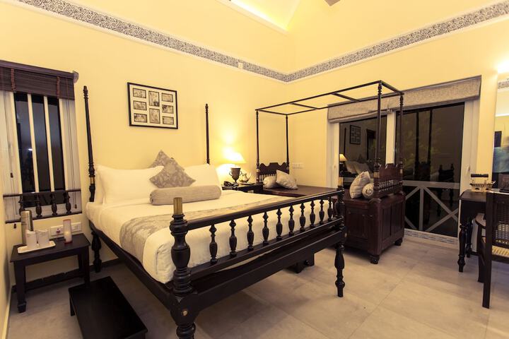Room 5 of 27