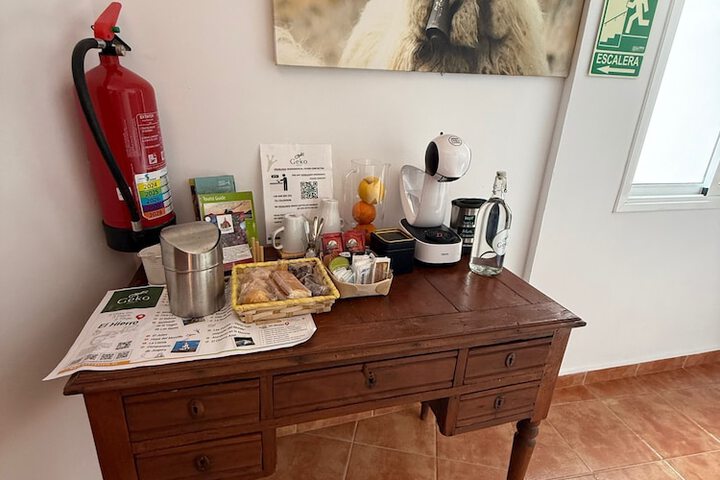 Breakfast/Coffee Service 36 of 66