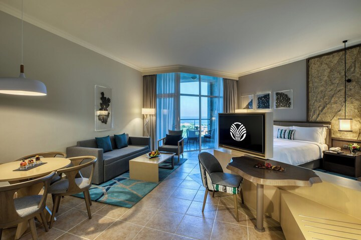 Room 72 of 185