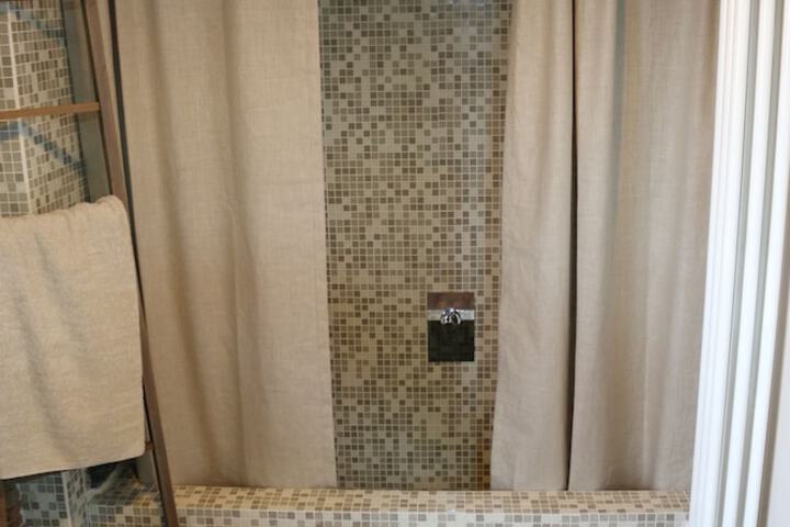 Room 16 of 27