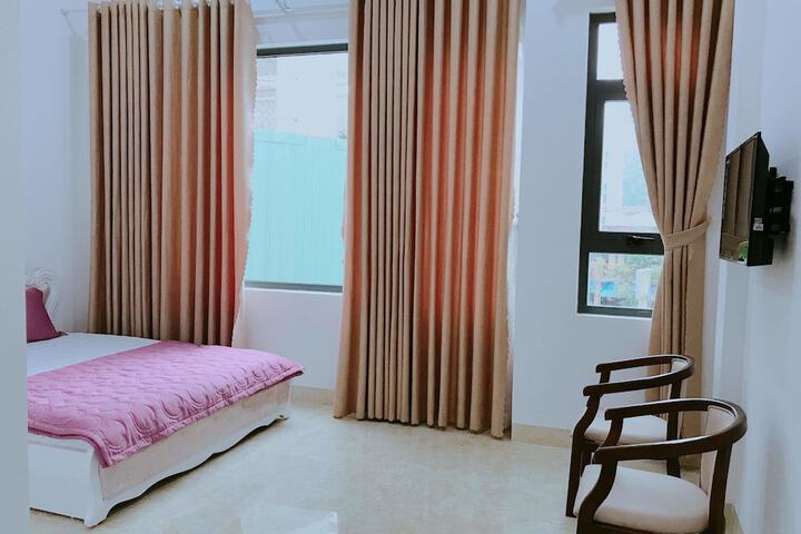 Room 8 of 20