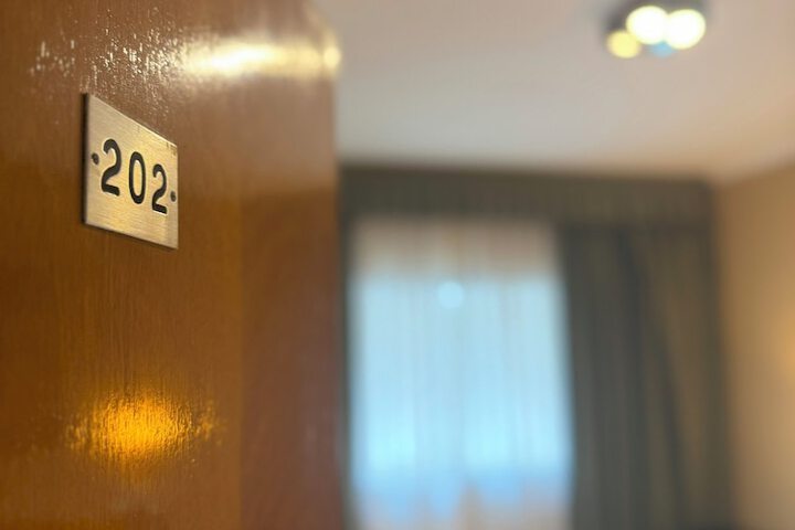 Room 23 of 39