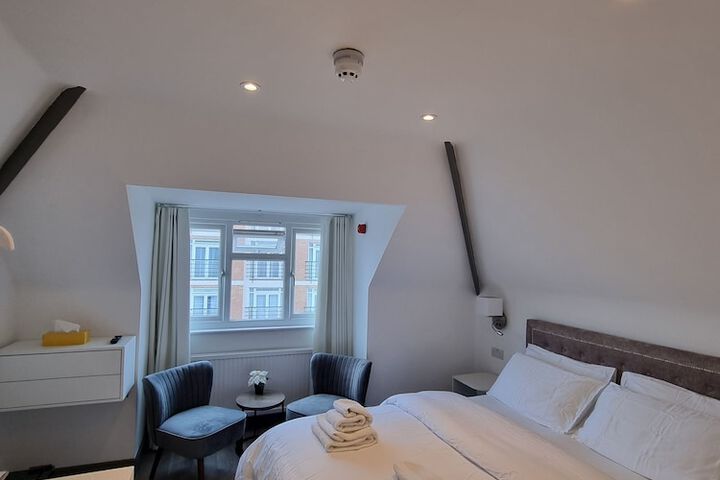 Room 20 of 50