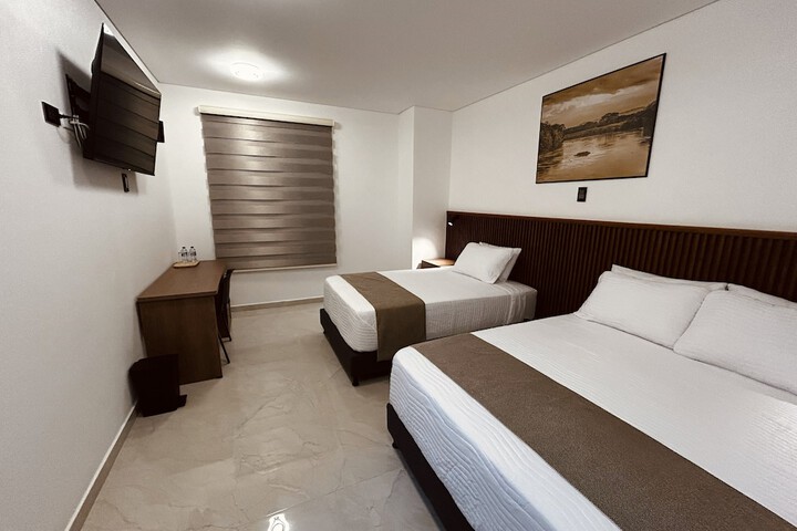 Room 21 of 49