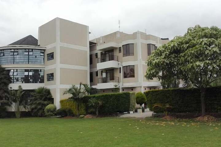 Hotel 95 of 99
