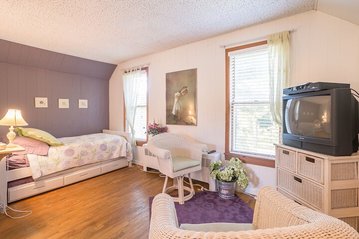 Room 4 of 45