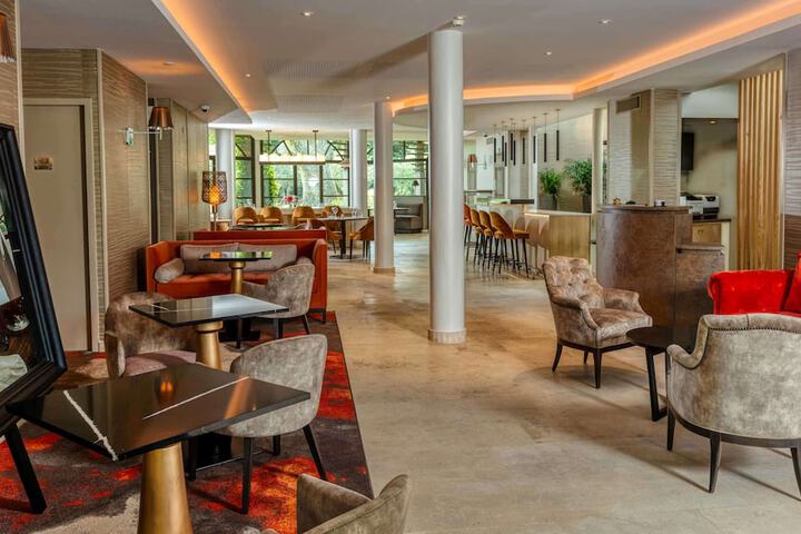 Hotel Interior 2 of 109