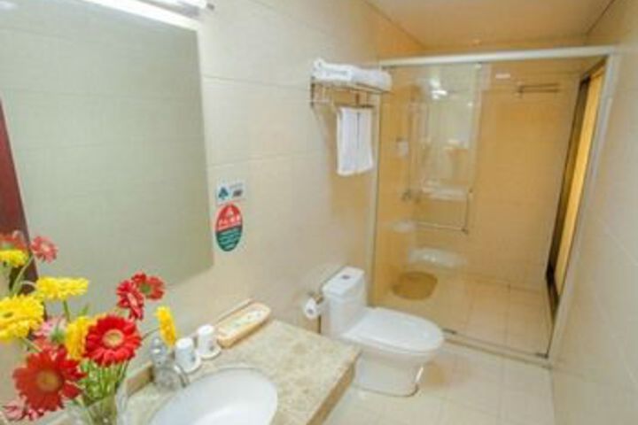 Room 3 of 13