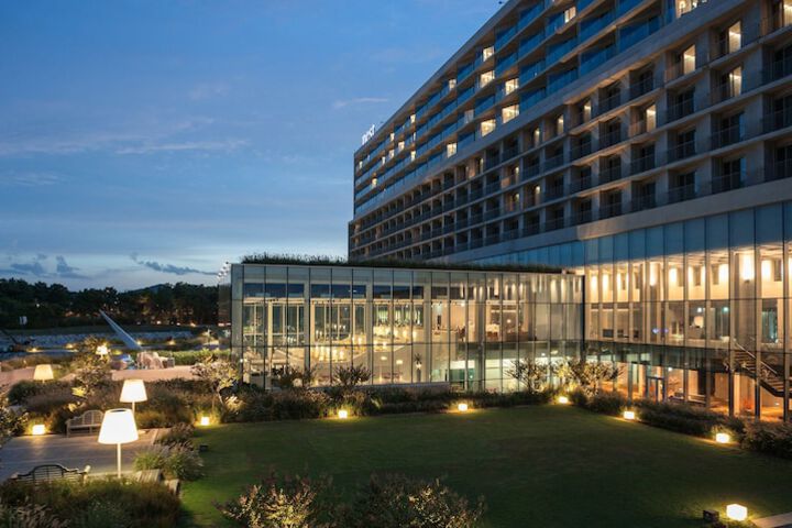 Hotel 149 of 161