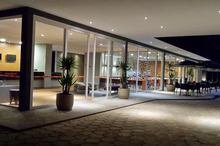Átis Hotel