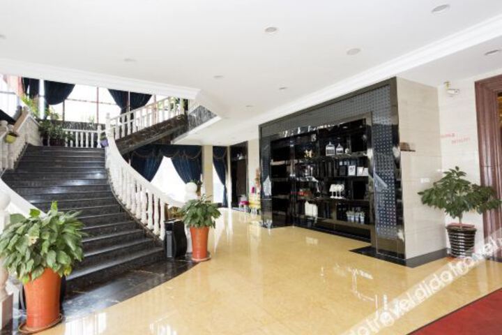 Hotel Interior 16 of 29