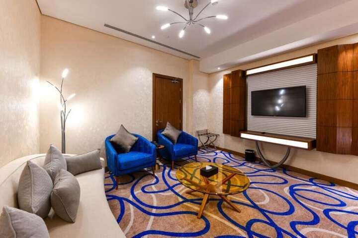 Room 22 of 48