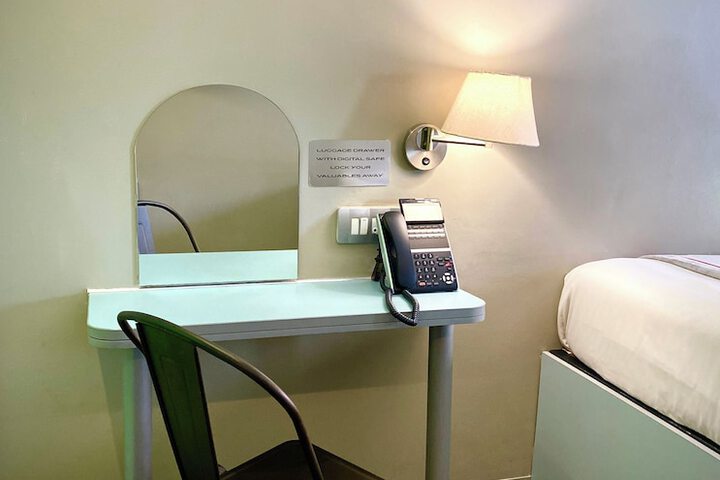 Room 12 of 55