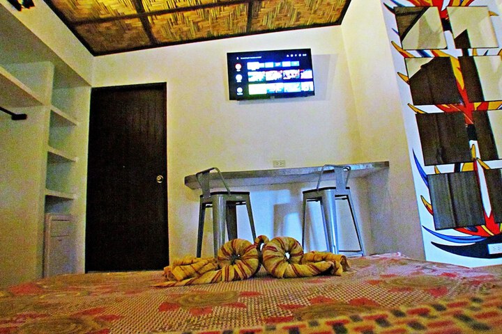 Room 43 of 174