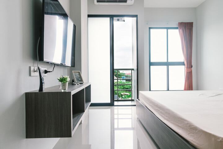 Room 5 of 22