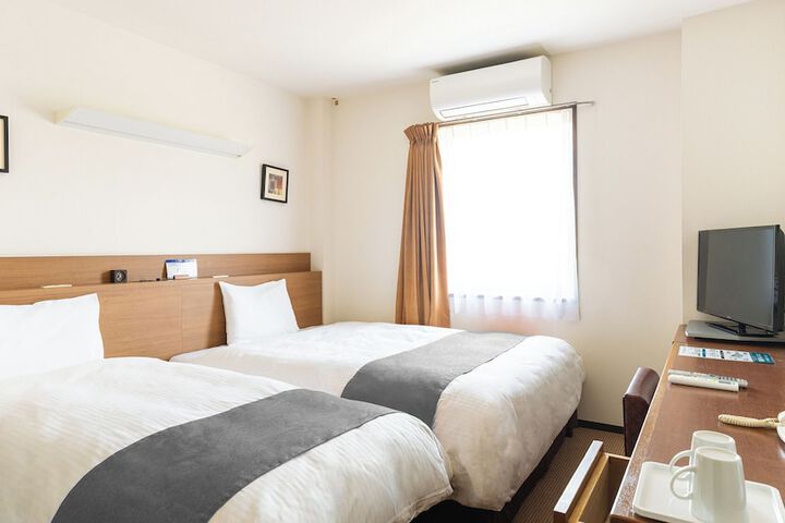 Room 10 of 72