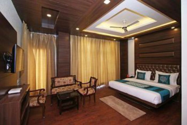 Room 7 of 20