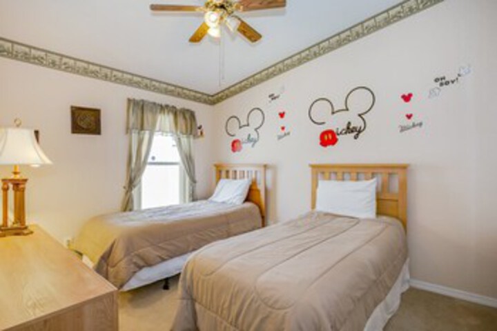 Room 45 of 62