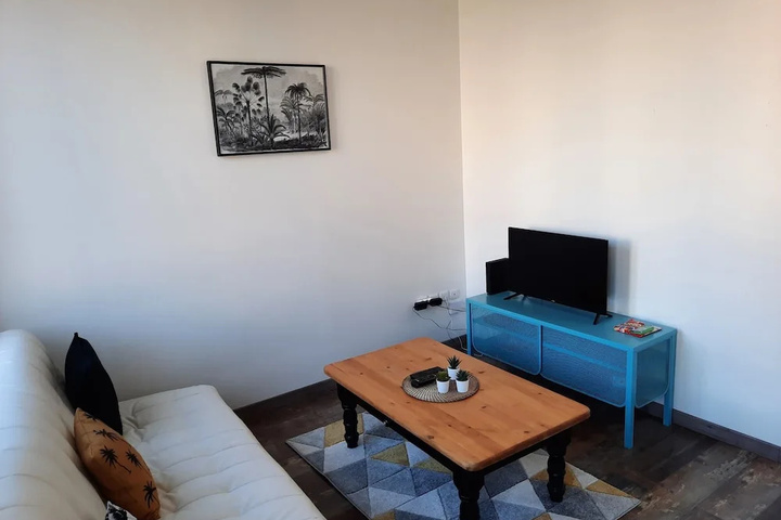 Room 2 of 12