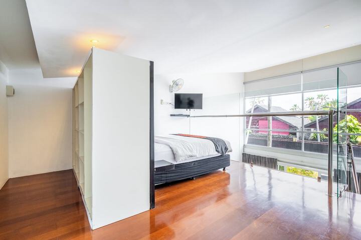 Room 20 of 87