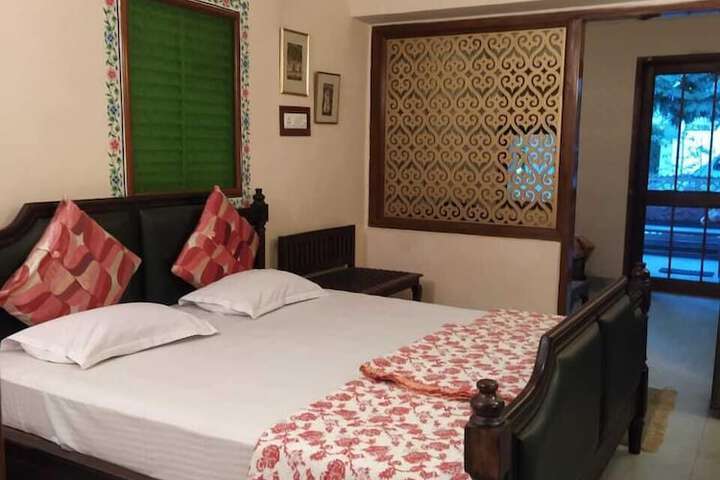 Room 18 of 47