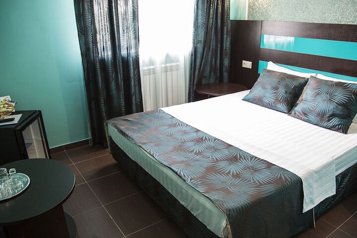 Room 6 of 20