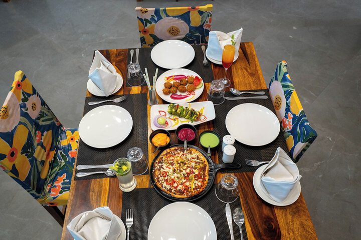 Dining 132 of 190