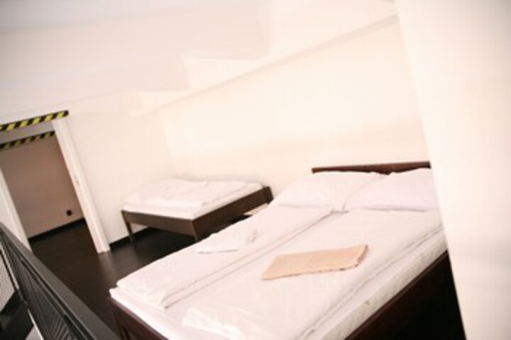 Room 252 of 275