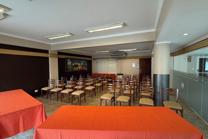 Business Center 122 of 138