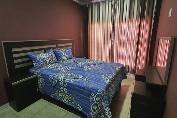 Room 14 of 48